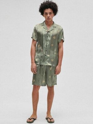 Men Funny Star Print Revere Collar Short Sleeve Home Silk Sleepwear Pajamas Set