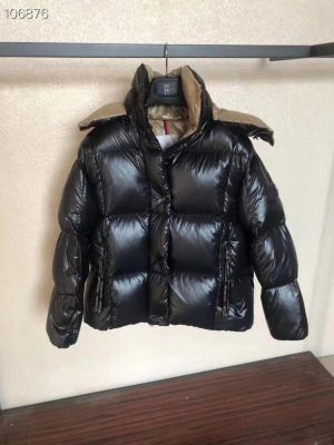 New winter down jacket hooded women's jacket white goose down jacket.