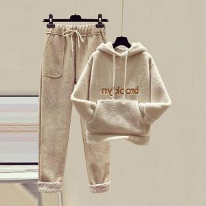 Plus velvet thick suit sweater autumn and winter fashion students Korean loose lamb sweater nine-point wool casual pants 2021
