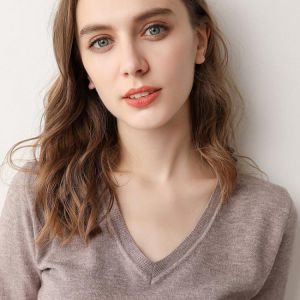 MRMT 2021 Brand New Women's T-shirts Knitting Women T-shirt V-neck Loose Bottomed Woman T shirt Half Sleeve For Female Tops T