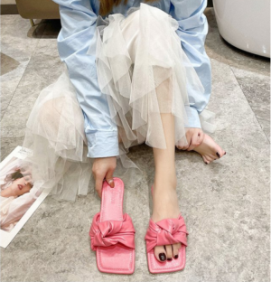Summer Women Slipper Slides Outdoor Square Toe Open Toe Beach Shoes Casual Fashion Female Flat comfortable and versatile Slipper