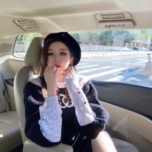 2021 New Fashion Spring Ladies Pullovers Luxury Brand Women  Casual Sweaters Letter Pattern Female Embroidery High Quality Top
