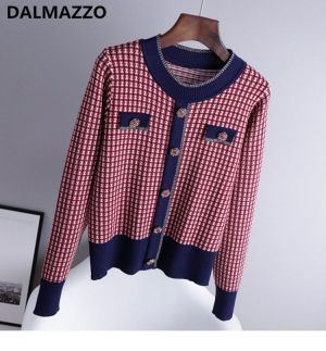DALMAZZO 2021 New Autumn Women Pullover Crop Top Diamond Buttons Thin Knitted Short Sweater Retro Hit Color Coat Tops Female