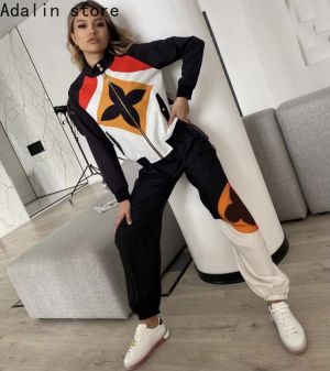 high quality autumn and winter new women's flower printed stand collar long sleeve zipper jacket + high waist pants fashion s