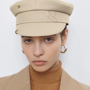 New Arrival Spring Summer Caps Women Newsboy Cap with Earrings  Letter Military Cap Visor