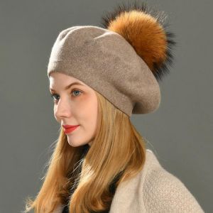 2018 Winter Female Beret Women Hat 15CM Real Raccoon Fur Pompom Beret Wool Cashmere Natural Fur Ball Women Beret Cap for Women