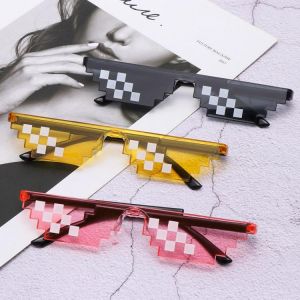 1PC NEW Mosaic Sunglasses Trick Toy Thug Life Glasses Deal With It Glasses Pixel Black Mosaic Sunglasses Cool Jokes Funny Toys