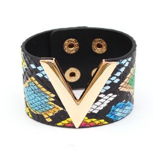 Fashion Leopard Leather Bracelet For Women Simple All-Match OL V Word Wide Charm Cuff Wrap Bracelet Femme Wristband Jewelry