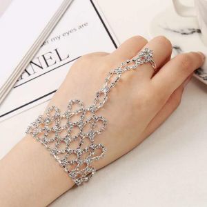 Fashion Finger Ring Bracelet Mixed For Women New Fashion Statement Rhinestone Wedding Crystal Bowknot Bangle Charm Femme Jewelry