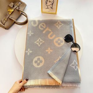 2021 autumn and winter new four-corner flower imitation cashmere gradient shawl high-end fashion warm scarf Scarf wholesale