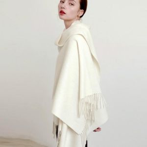 Elegant and fashionable white shawl thickened women's long pure wool scarf for autumn and winter