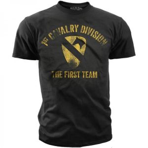 Men Army T Shirt US Army 1st Cavalry The First Team Retro