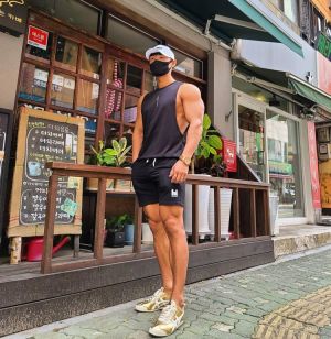new Casual  Tank Tops Men Bodybuilding Sleeveless Shirt Cotton Gym Fitness Workout Clothes Stringer Singlet Male Summer Vest