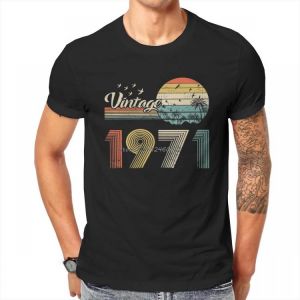 Born in 1971 Birthday Retro Design 50th Tshirt Graphic Men Classic Alternative Summer Men's Clothes Cotton Harajuku T Shirt