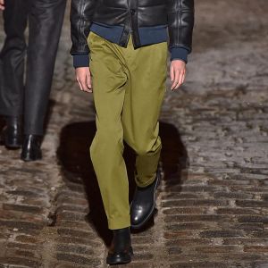 Men's casual pants new Khaki army green pants small straight pants curly pants in spring and summer 2021