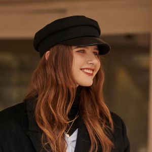 2021 Autumn Winter Beret Retro Handsome Hats New French British Retro Art And Playful Woolen Stitching Newsboy For Caps
