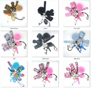 2021 Women Alarm Personal Keychain Set Self Defense Alarm Keychain Security Self Protection Security Alarm Key Ring For Girls