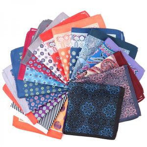 Tailor Smith New Arrival 30x30cm Big Size Handkerchief Men Fashion Chest Towel Paisley Floral Dot Soft Suit Hanky Pocket Squares