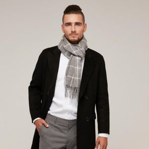 2019 new autumn and winter men's warm pure wool plaid scarf British business scarf Joker simple tide