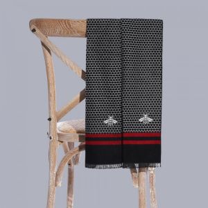 High Quality Cashmere Business Scarf Men Luxury Brand Designer Scarves Windproof Warm Shawl Fashion Bee Striped Wrap Winter Gift