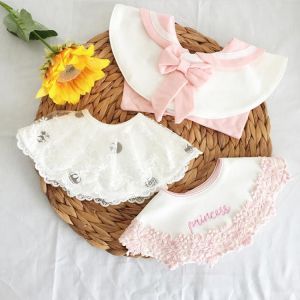 New INS Korean Baby Girls Boys Bib Cotton Cute Lace Bow Tie Infant Breastplate Newborn Baby Drooling Burp Cloths Autumn Winter
