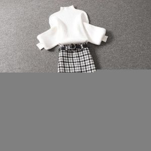Mid-length skirt suit women 2021 autumn and winter new fashion lantern sleeve sweater houndstooth bag hip skirt two-piece suit
