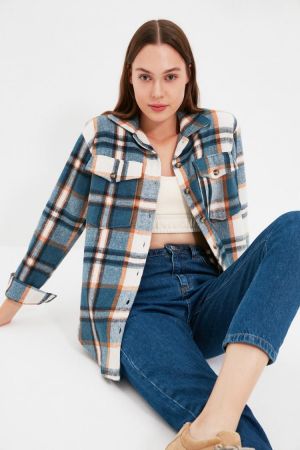 Trendyol Tall Plaid Shirt TWOAW22GO0549