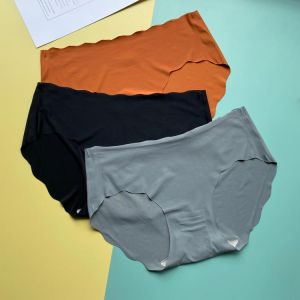 Women Seamless Underwear Low Waist Panties Ice Silk Lingerie Breathable Comfortable Briefs Hot Sale Ultra-Thin Underpants