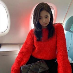 2021 New round Neck Lamb Wool Sweater Spring and Autumn Base Sweater for Women