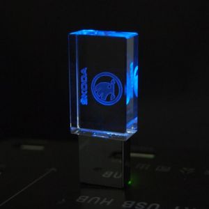 64GB Top Quality Crystal USB Flash Drive 8GB 16GB 32GB USB Flash 2.0 Memory Stick LED for Skoda Car Logo Wedding Gift Pen Drives