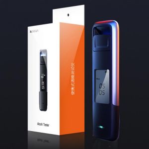 Portable Non-Contact Alcohol Breath Tester with Digital Display Screen USB Rechargeable Breathalyzer Analyzer High Accuracy