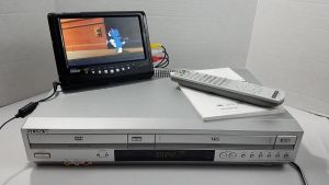 Sony SLV-D271P Combo DVD and VCR