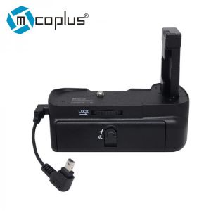 Mcoplus Venidice VD-D3200 Vertical Battery Grip Holder Pack for Nikon D3200 D3100 as Meike MK-D3200/D3100