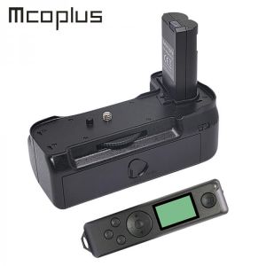 Mcoplus BG-D780 Vertical Battery Grip Holder for Nikon D780 SLR Camera with 2.4G remote control