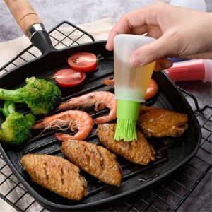 BBQ Oil Brush Portable Silicone Oil Bottle with Brush Grill Oil Brushes Liquid Oil Pastry Kitchen Baking BBQ Tool Kitchen Tools