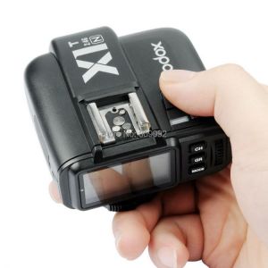 GodoX X1T-N I-TTL 2.4 G Wireless 1 / 8000s HSS 32 Channels Camera Flash Trigger Transmitter for Nikon DSLR Camera