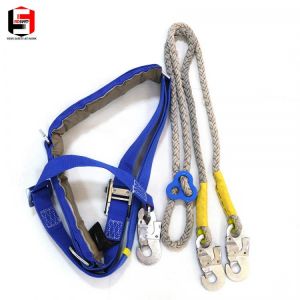 PRO SAFETY The Electrician Was Impregnable With A Double-hooked Harness