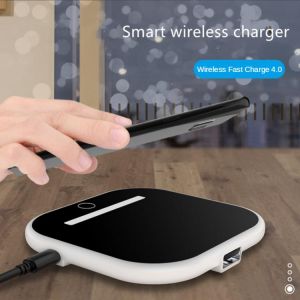 10W Wireless Mobile Phone Charger Power Bank Accessory Suitable for Huawei Apple Xiaomi Iphone 12 Square with LED Light Charger