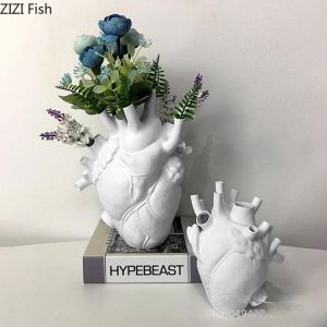 Modern Resin White Artificial Heart Vase Flower Arrangement Dried Flower Container Countertop Vase Living Room Office Decoration