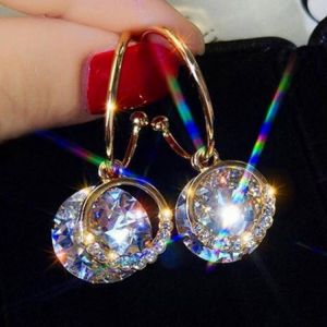 Super Flash Earrings Ladies Temperament Personality Wild Earrings Pin Earrings Romantic Ladies Rhinestone Fashion Boutique Gift