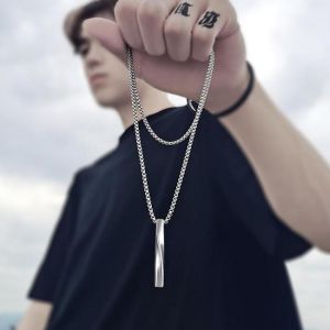 Web celebrity spiral necklace male tide simple personality hip-hop men pendant boys titanium steel jewelry male
