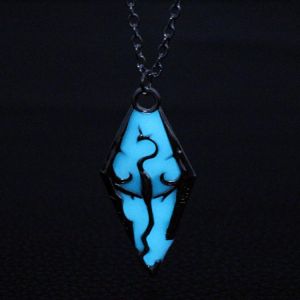 dongsheng Newest Luminous Dragon Pendant Necklace The Elder Scrolls V Skyrim Bijouterie Men Cosplay Gift Accessories -30