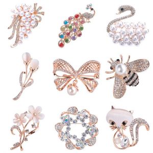 Brooch For Women Bouquet Rhinestone Brooches Pins Scarf Clip Jewelry scarf Brooch Pin Clothing Accessories Christmas Jewelry