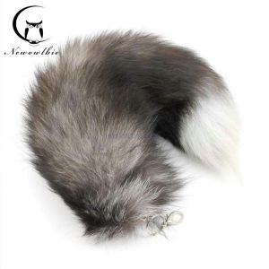 Oversized real fox tail ornaments Car key chain pendant buckle creative gift Women's fur bag pendant