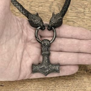 Nordic Odin Viking Thor's Hammer Mjolnir Scandinavian Rune Amulet Necklaces Men Celtic Wolf Rune Chain Pendant Necklace Jewel