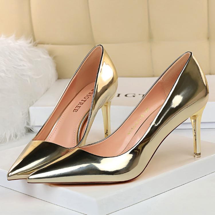 all in one place בגדי נשים 2021 Fashion Women Patent Leather 7.5cm High Heels Lady Pointe Toe Gold Silver Heels Pumps Female Wedding Bridal Shoes Plus Size