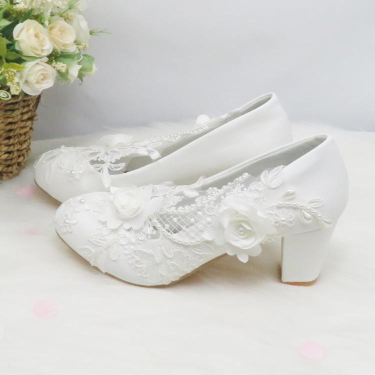 all in one place בגדי נשים Love Moments New arrival white lace Handmade Bridal shoes women Pumps heel shoes woman White flower Wedding shoes Bride