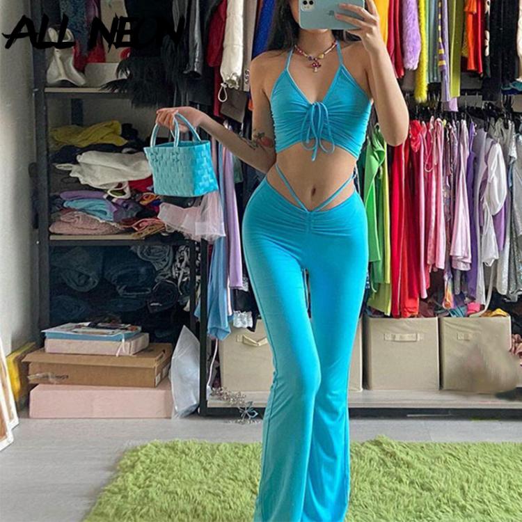 all in one place בגדי נשים ALLNeon Y2K Streetwear Sexy Bandage Blue Co-ord Suits 2000s Fashion Drawstring Halter Top and High Waist Flare Pants 2 Piece Set