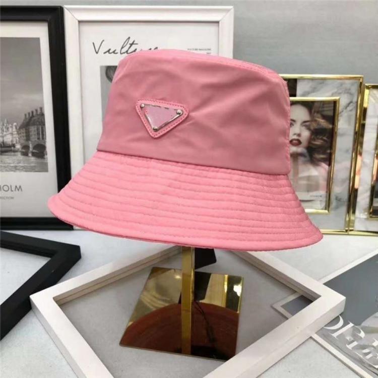 all in one place אביזרי נשים Luxury brand women's hat triangle metal label bucket hat nylon waterproof sun visor casual hat with brand label