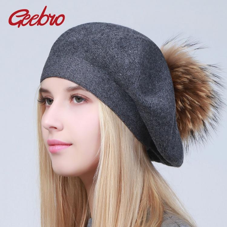 all in one place אביזרי נשים Geebro Women Berets Hat Winter Casual Knitted Wool Berets With Natural Raccoon Fur Pompon Ladies Solid Color Beret Hats GS110
